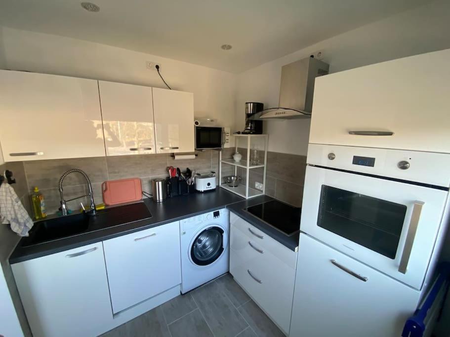 Ferienwohnung 3,5 Zimmer Zentrale Lage Duisburg Exterior foto